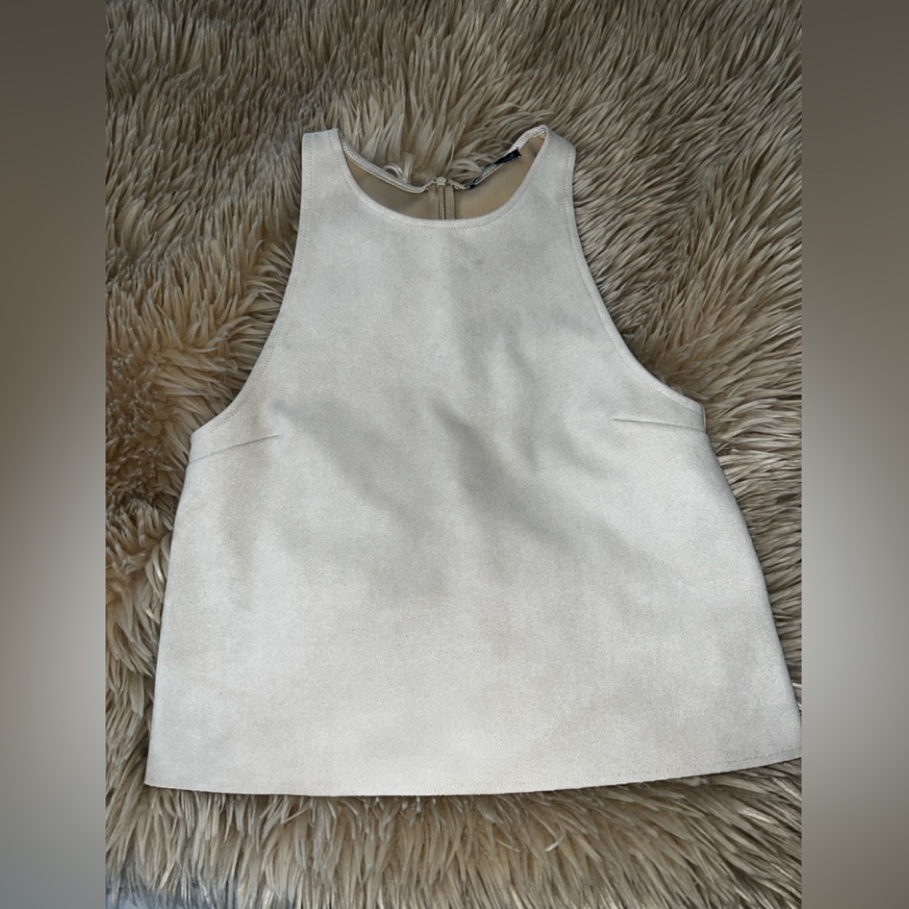 🍦Zara Faux Suede Cream Sleeveless Top🍦